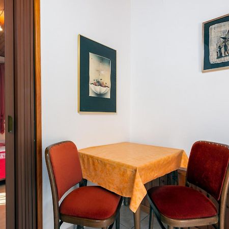 Apartments With A Parking Space Medulin - 7494 Esterno foto
